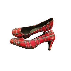 Tuk Red Plaid Heels sz 11 new with tags $85 SH124